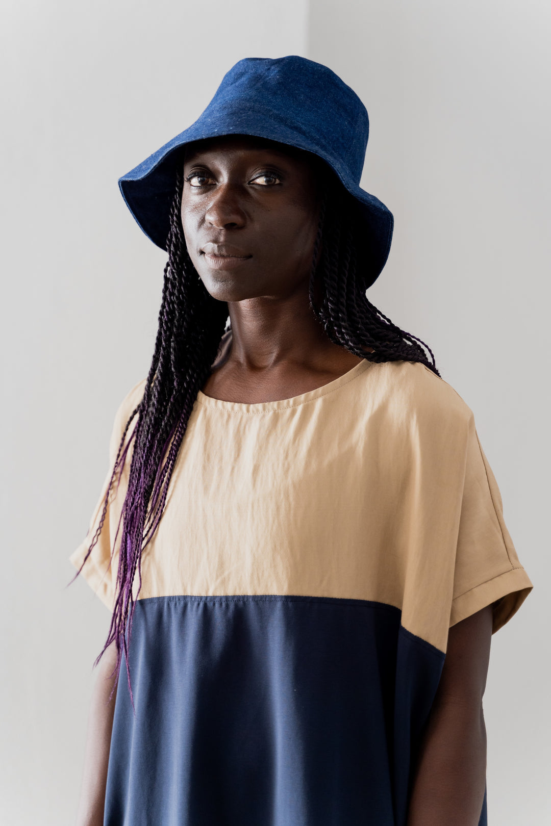 Dress in two colors online